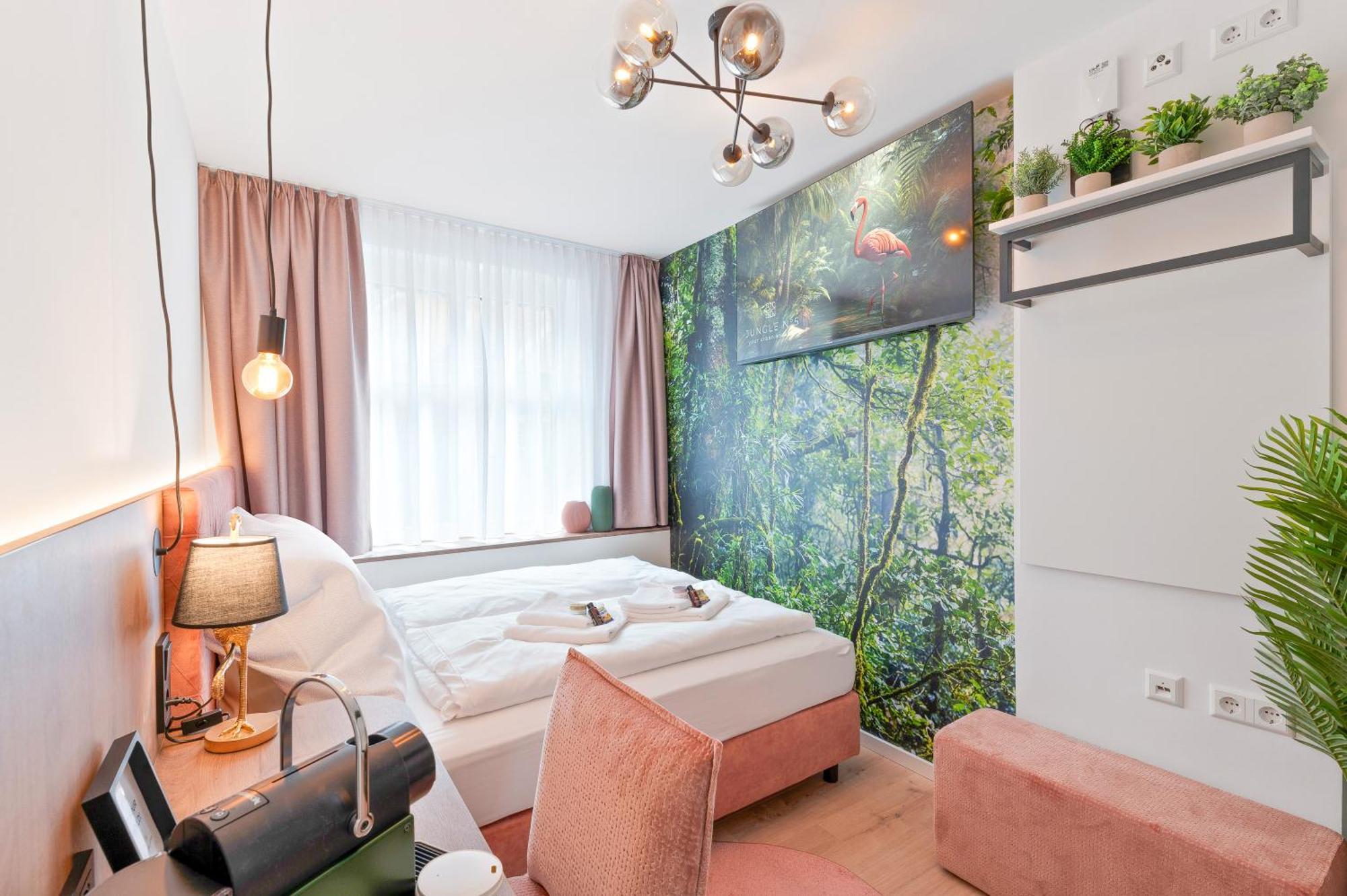 Jungle No5 Boutique Hotel - Stuttgart City-Center Luaran gambar