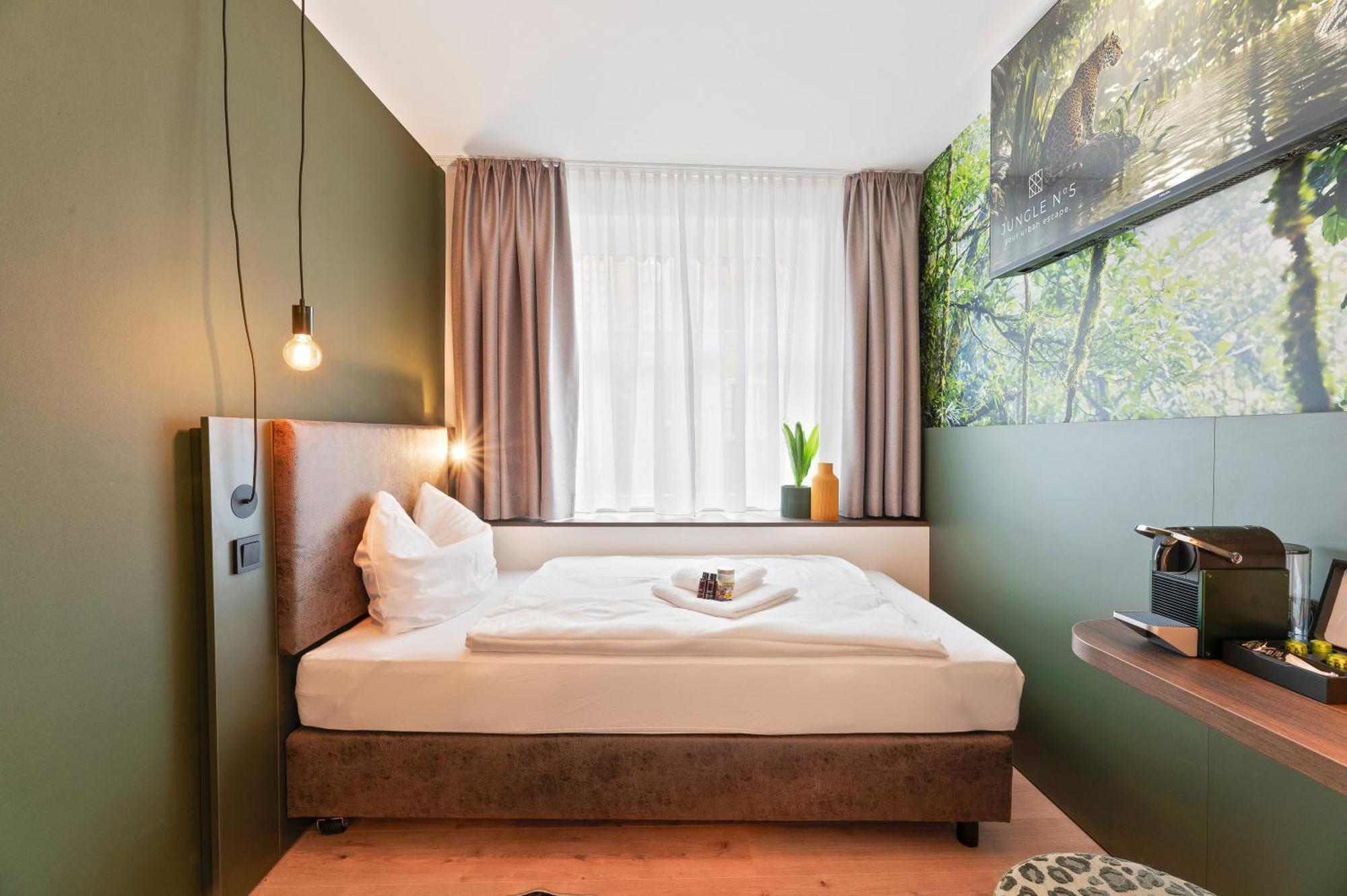 Jungle No5 Boutique Hotel - Stuttgart City-Center Bilik gambar